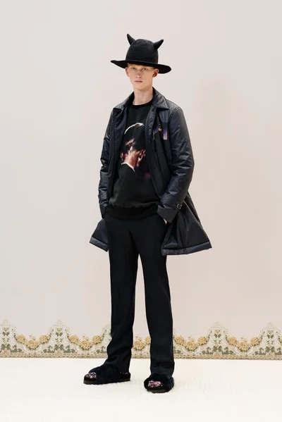 Look 30